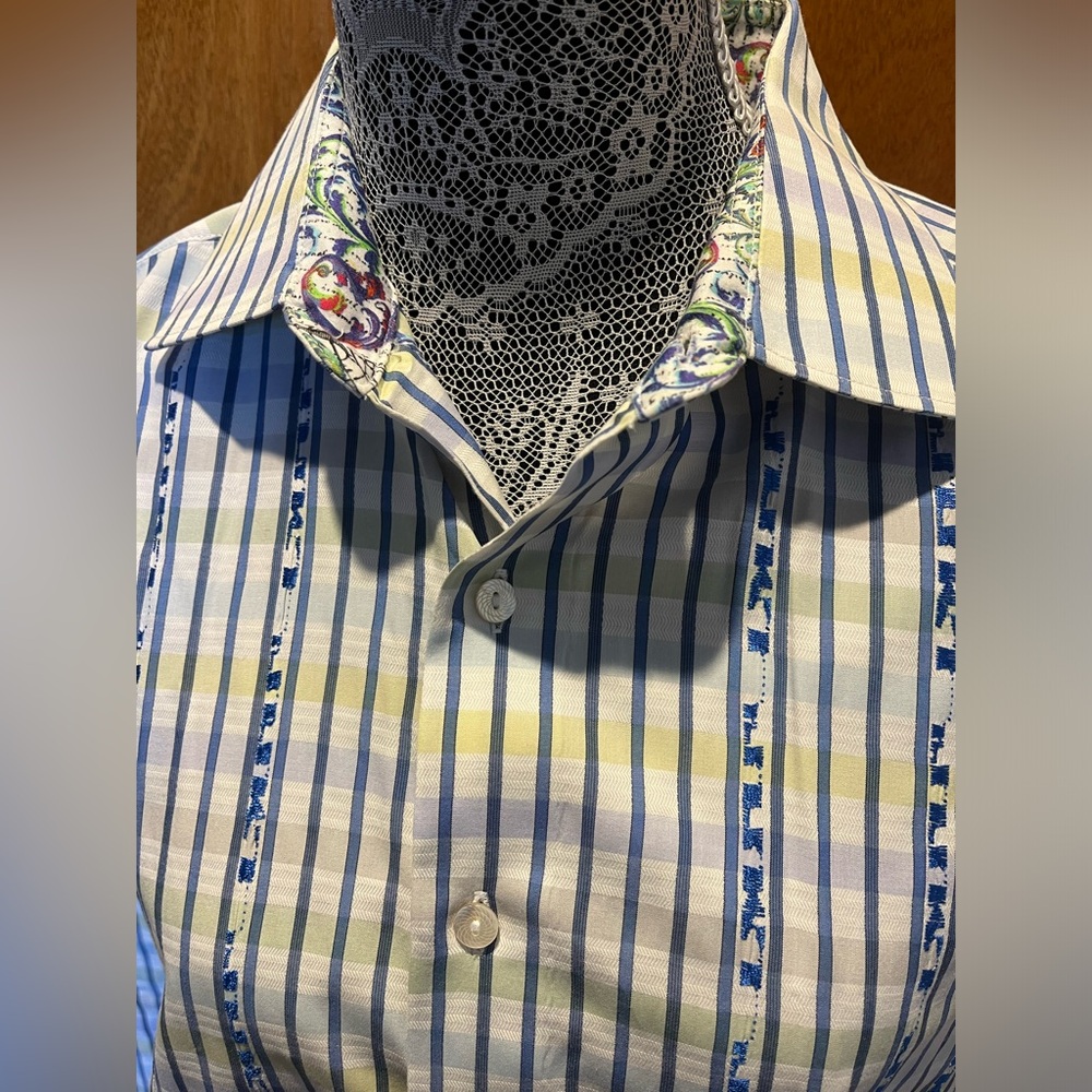 Robert Graham like New sz M Dress Sports Shirt